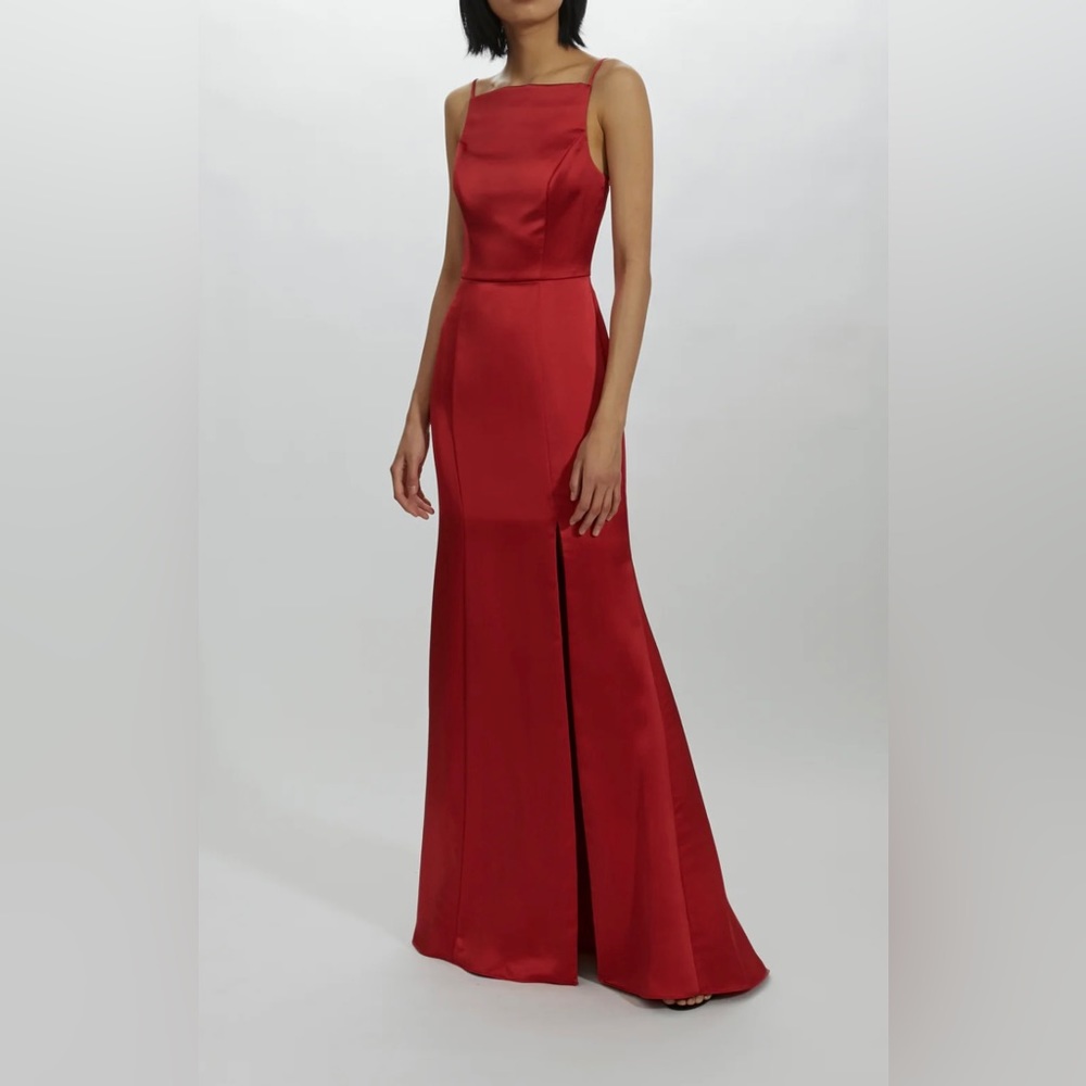 Amsale Tatia in Lipstick Fluid Satin